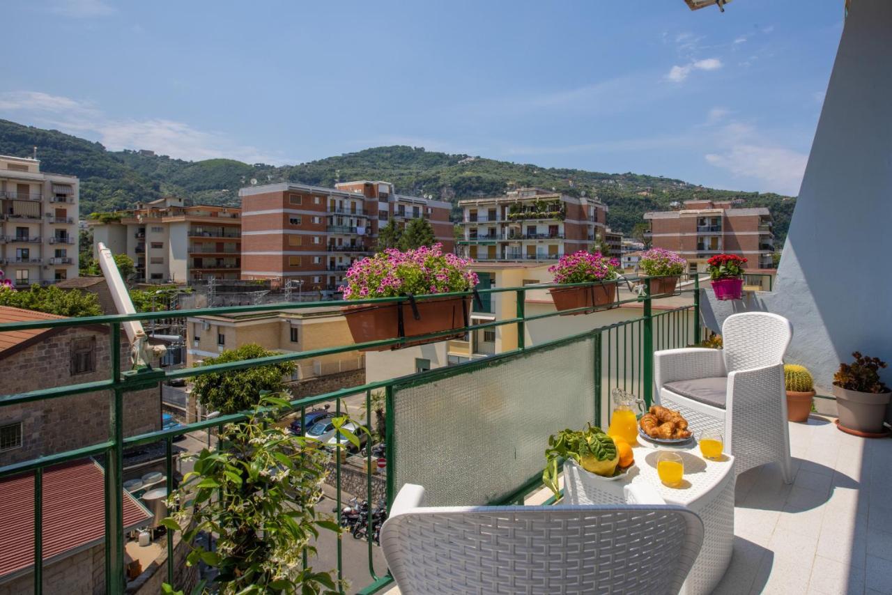 Sorrentovibes - City Home In Sorrento With Balcony And View Exterior photo